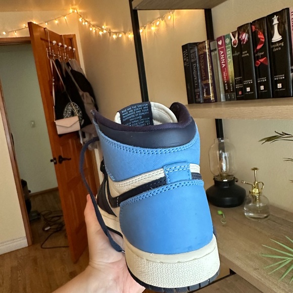 Obsidian Jordan 1 High - Picture 4 of 6